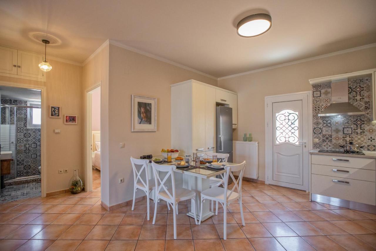 Dina Apartments Argostoli Εξωτερικό φωτογραφία