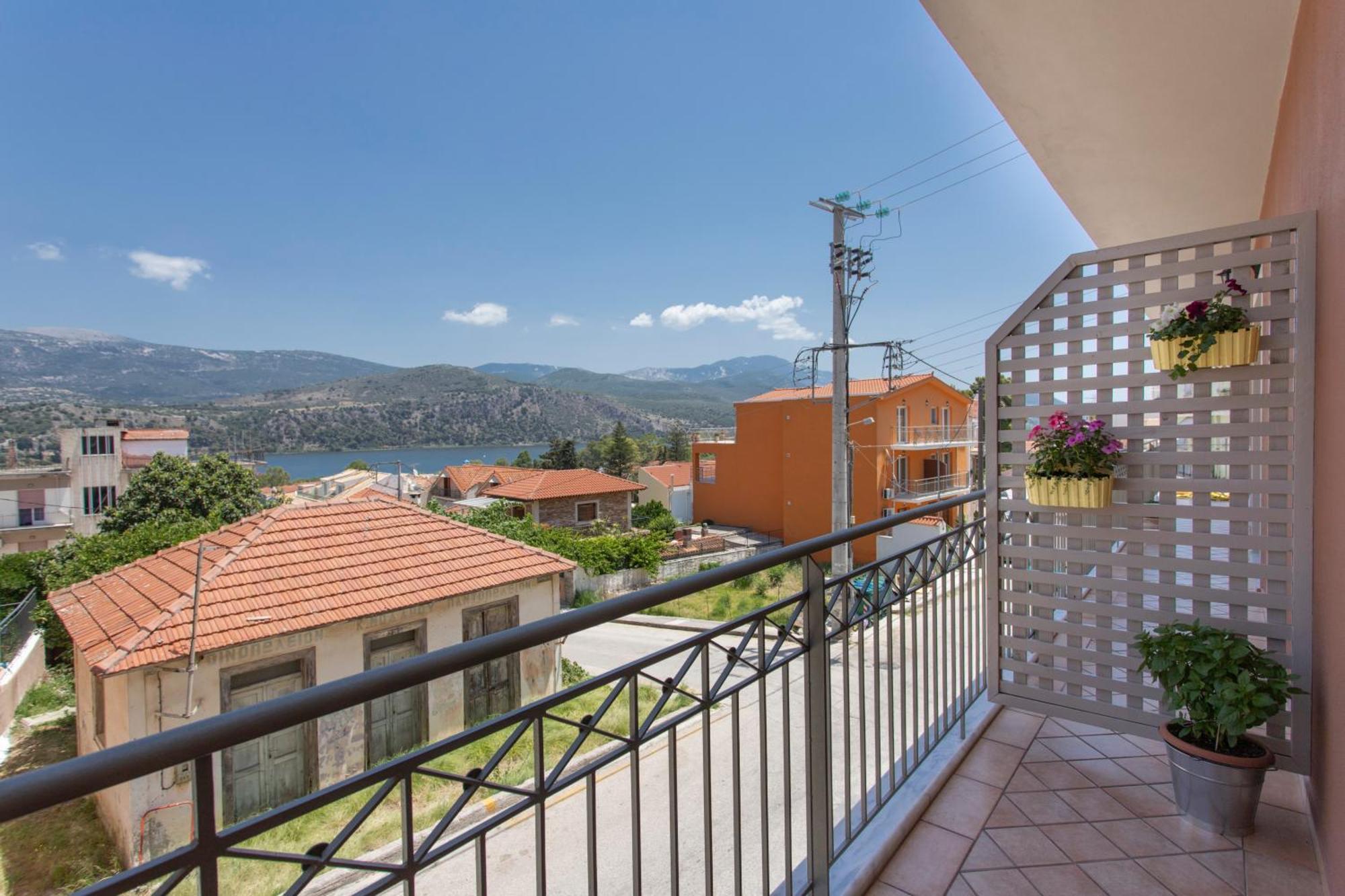 Dina Apartments Argostoli Εξωτερικό φωτογραφία